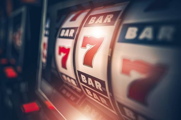 dori toto mobile app interface showing live dealer tables and sportsbook markets