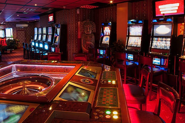 Buffalo King slot game interface on dori toto with reels and pay table